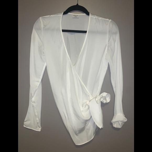 Aritzia Blouse - Picture 2 of 2